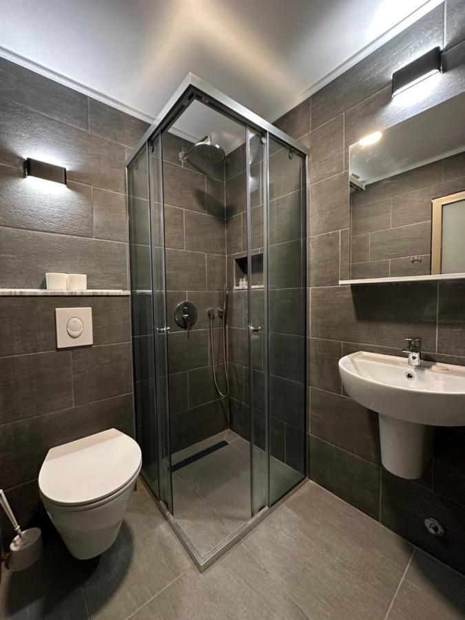 Riva Bed and Breakfast Ulcinj Exteriör bild
