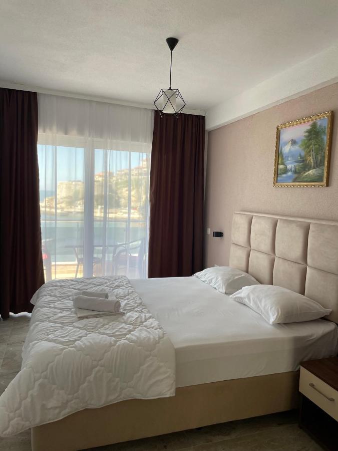 Riva Bed and Breakfast Ulcinj Exteriör bild