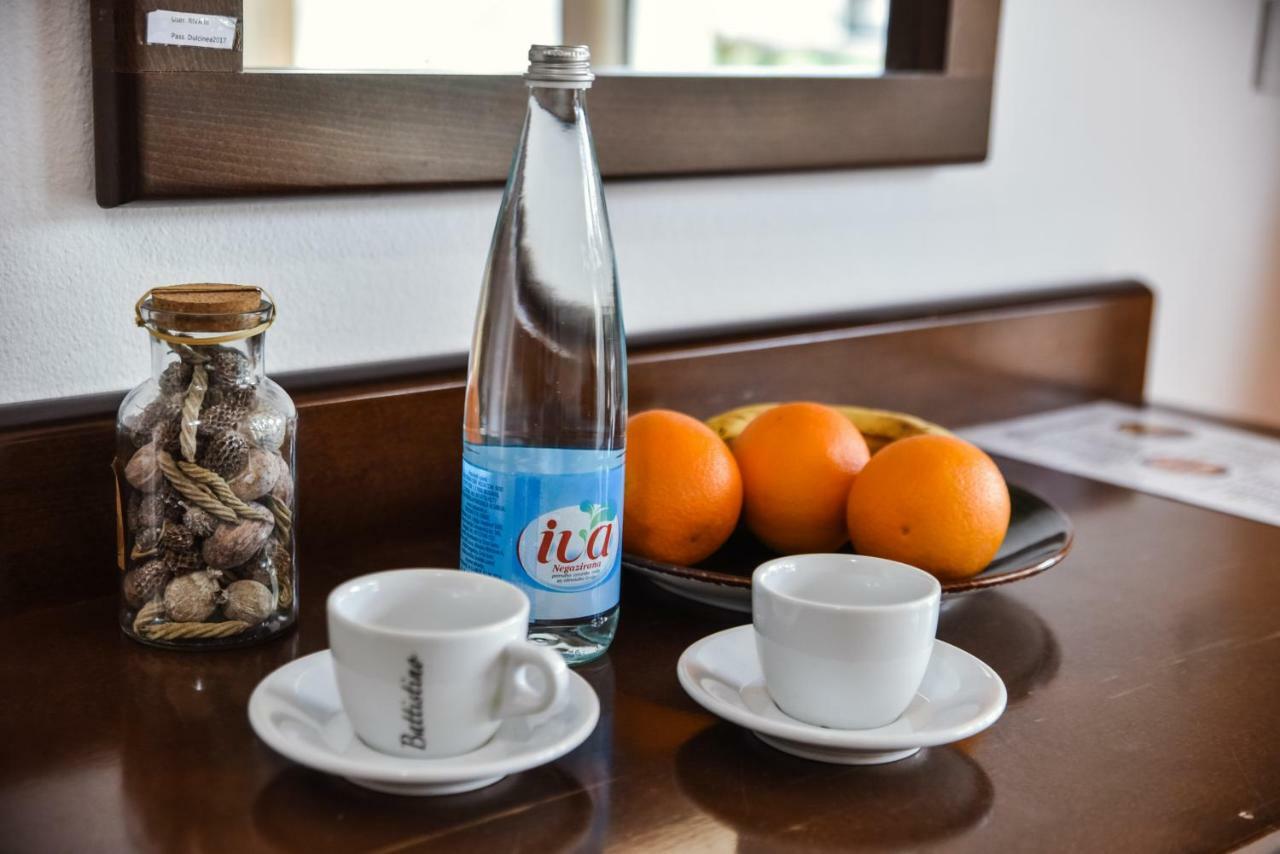 Riva Bed and Breakfast Ulcinj Exteriör bild