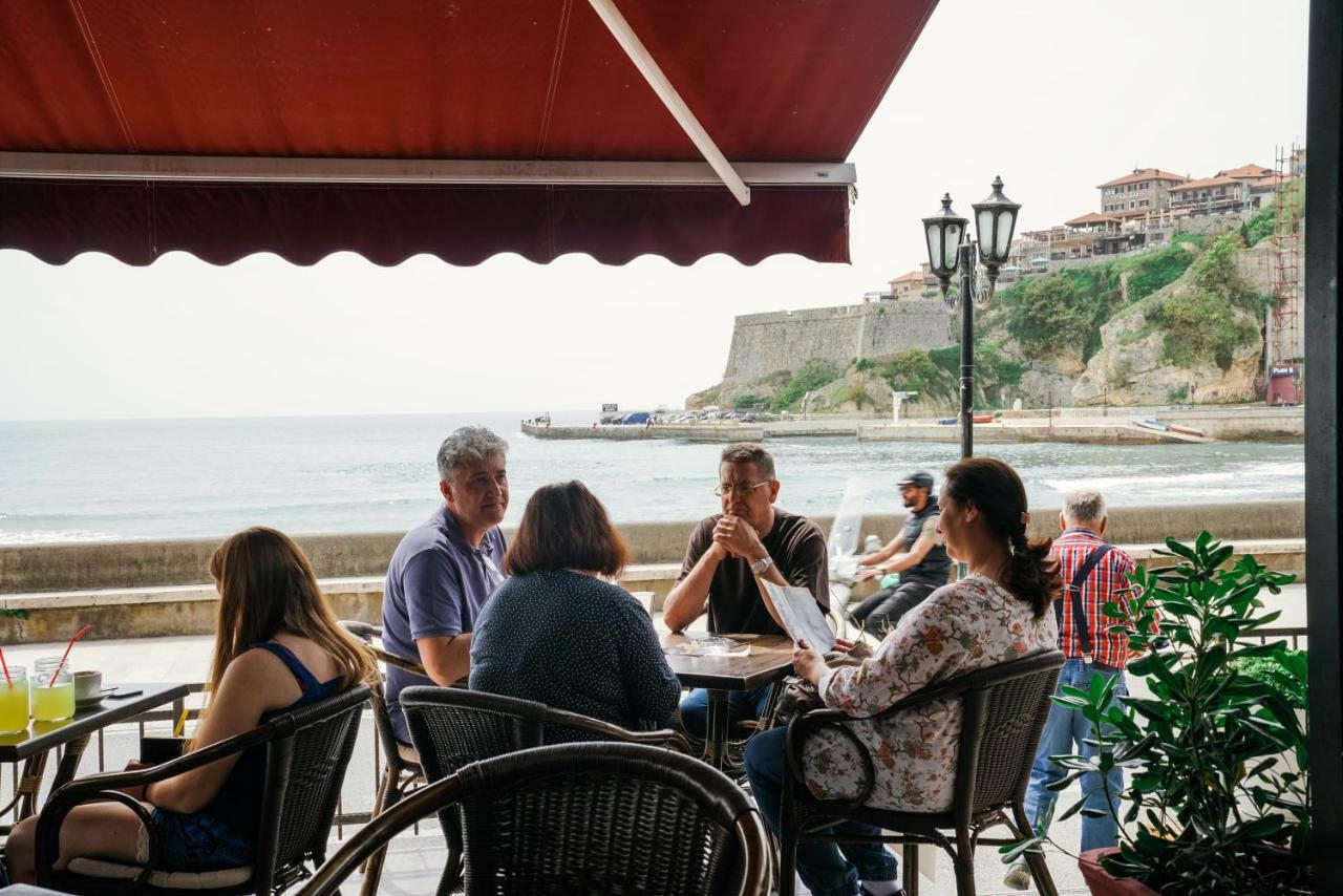 Riva Bed and Breakfast Ulcinj Exteriör bild