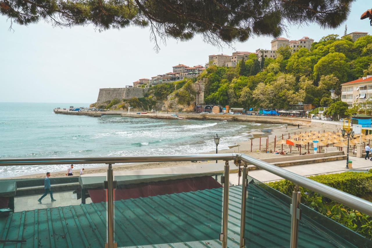 Riva Bed and Breakfast Ulcinj Exteriör bild