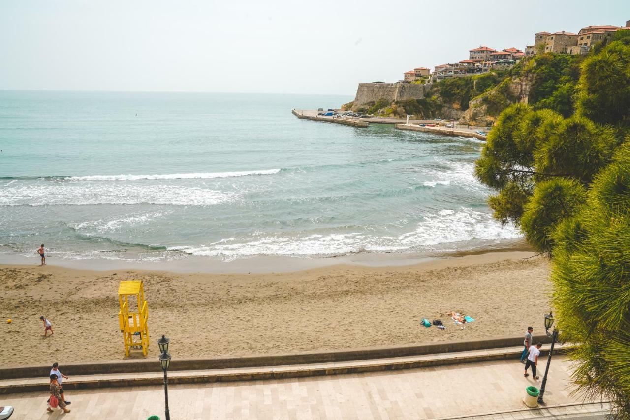 Riva Bed and Breakfast Ulcinj Exteriör bild